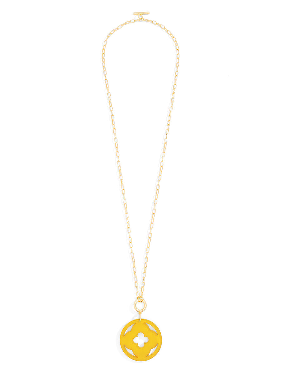 Toggle pendant necklace