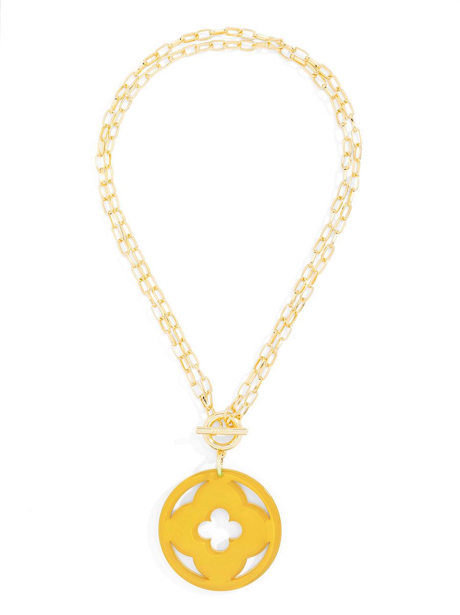 Toggle pendant necklace