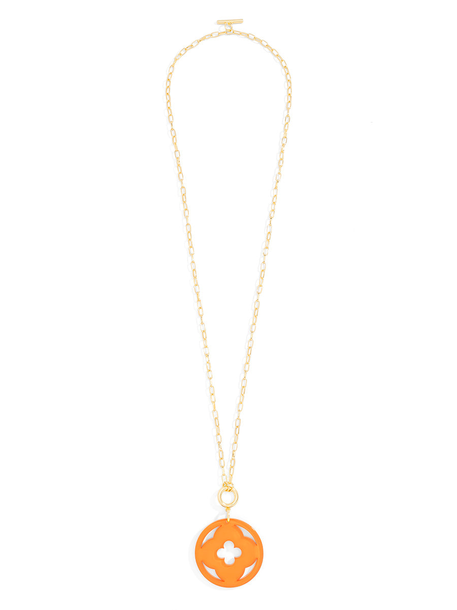 Toggle pendant necklace