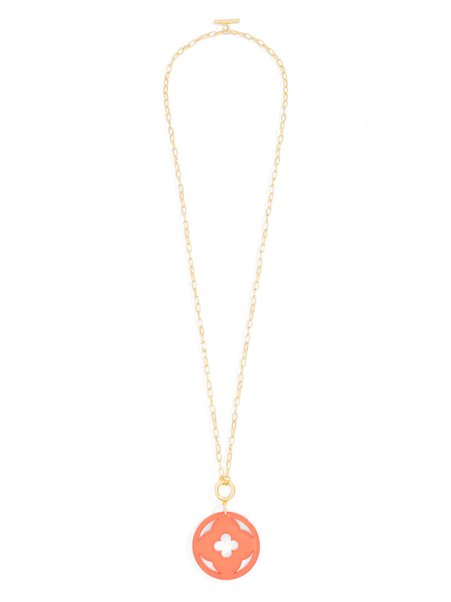 Toggle pendant necklace