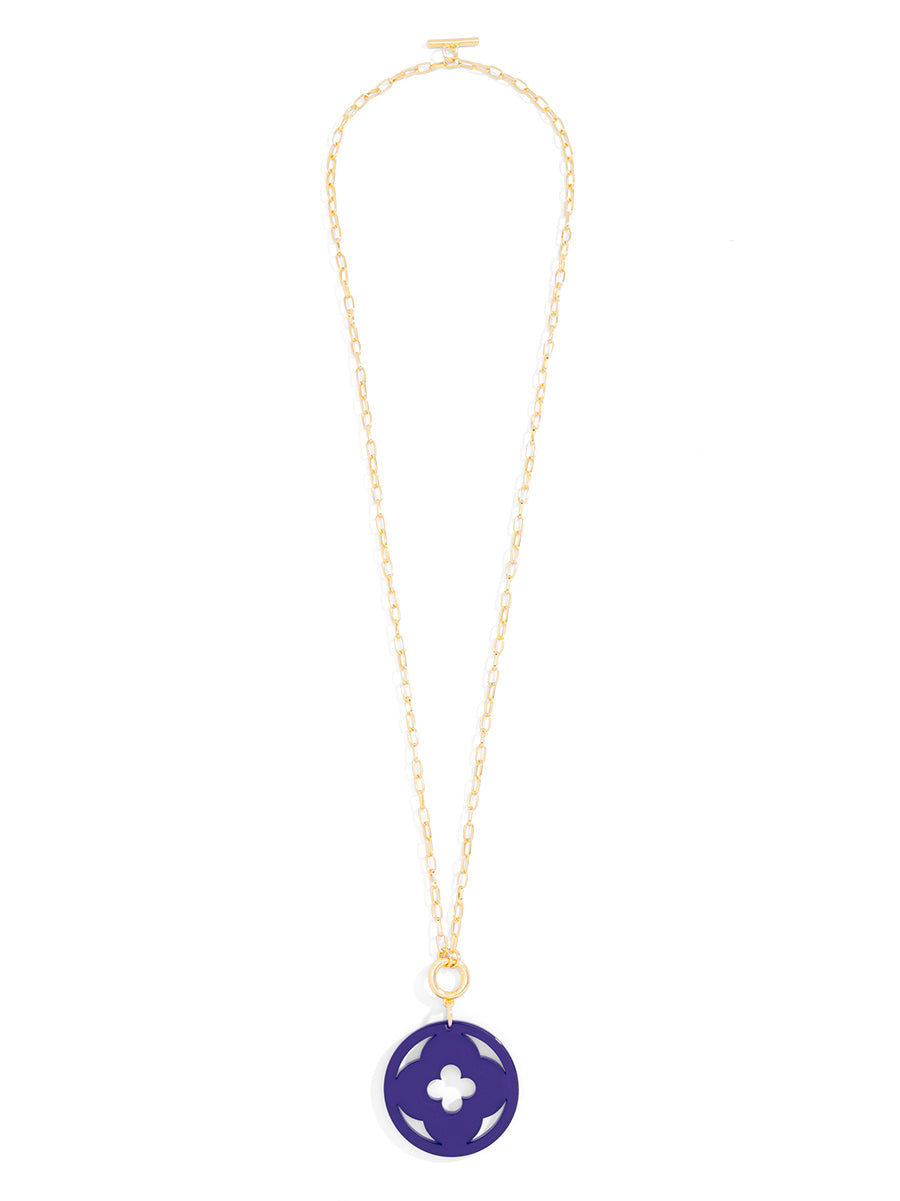 Toggle pendant necklace